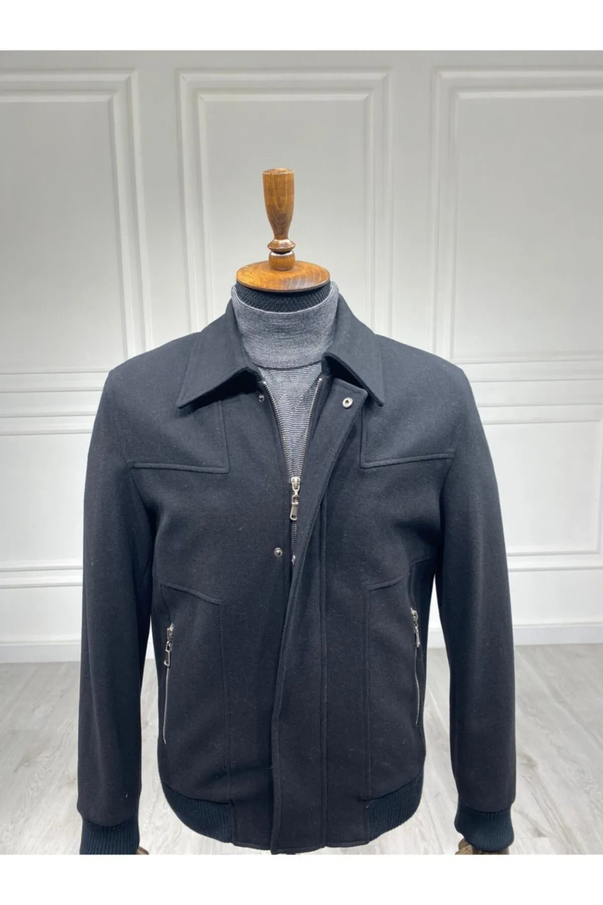 Kaşe Mont<br>Fiyat: 500.00 ₺